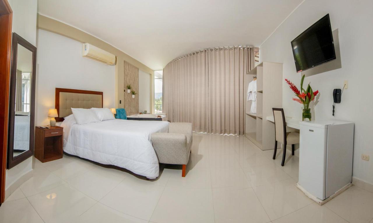 Vuelo 78 Hotel Тарапото Экстерьер фото