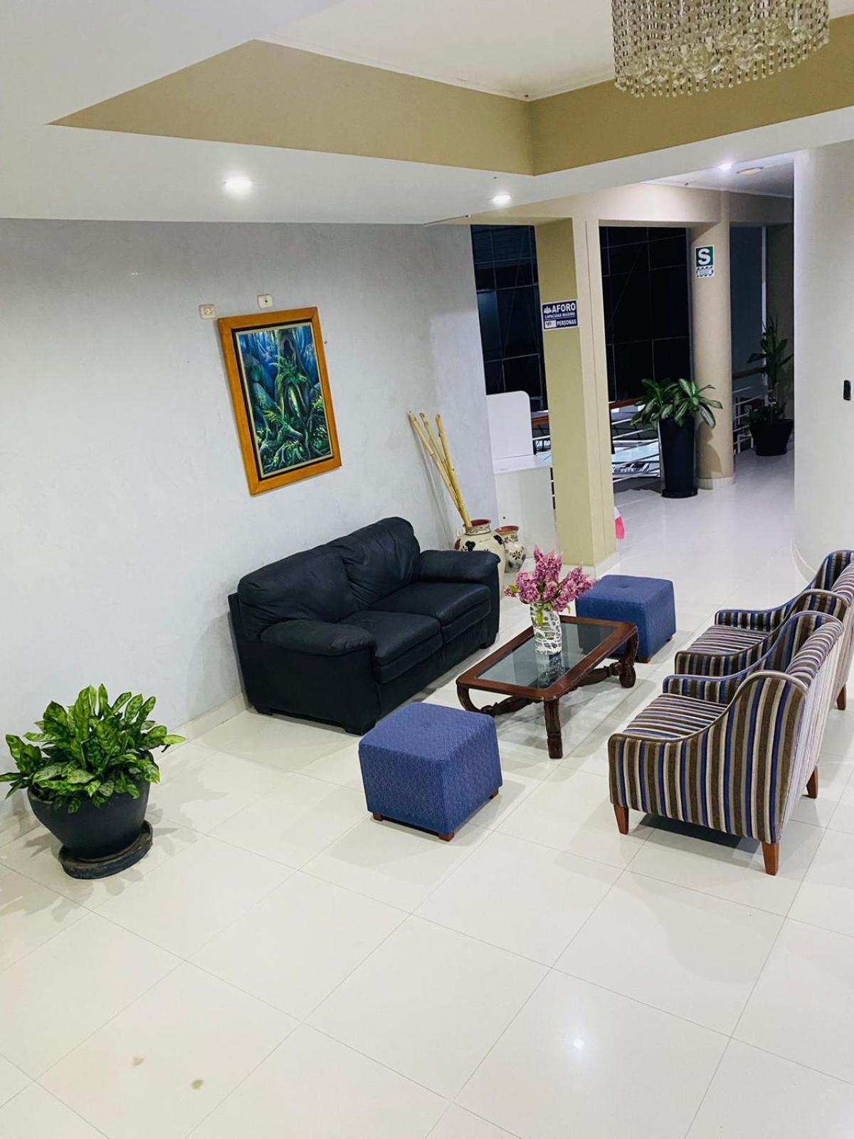 Vuelo 78 Hotel Тарапото Экстерьер фото